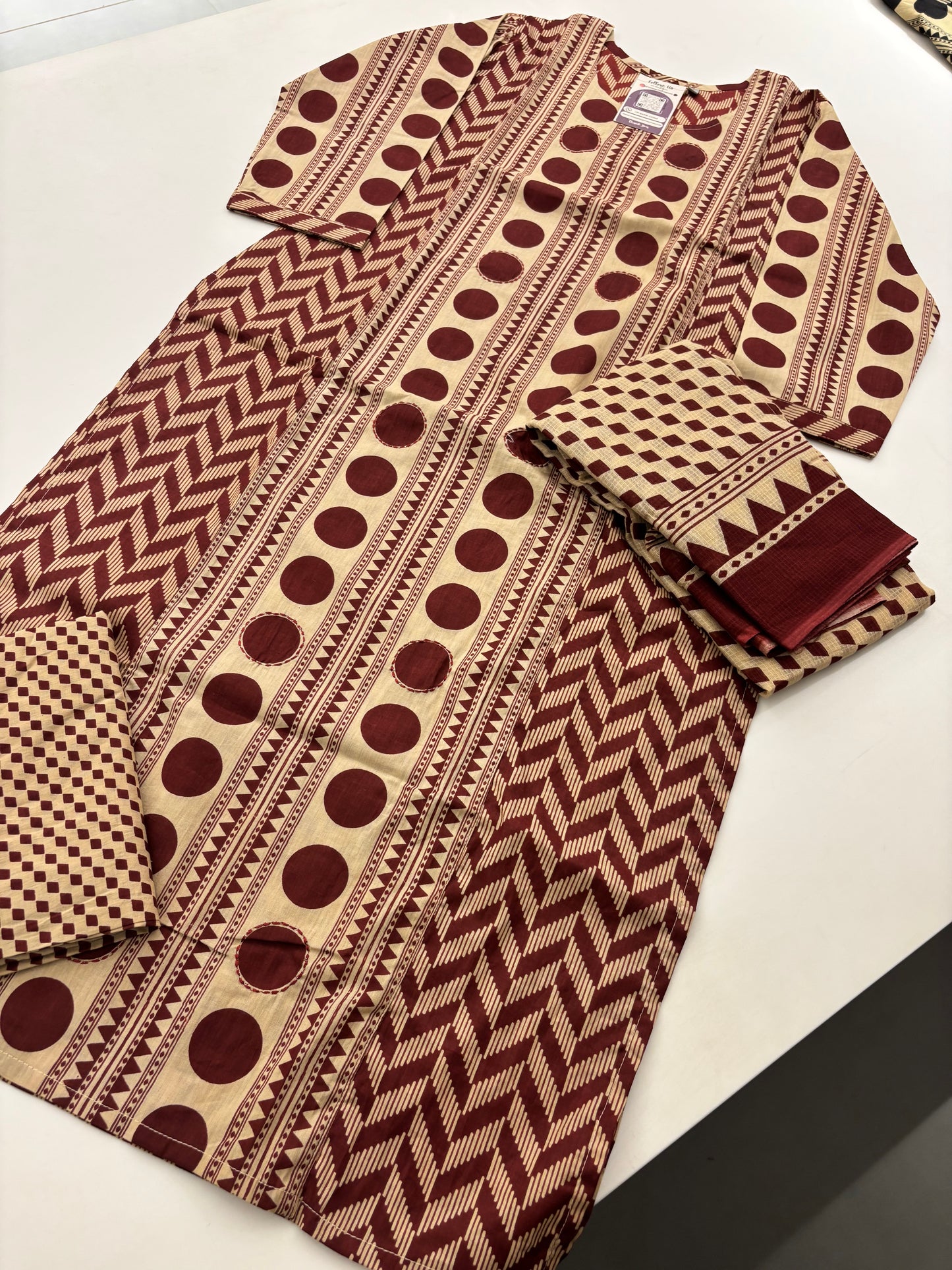 60s Camric Discharge Print With Doriya Dupatta Set