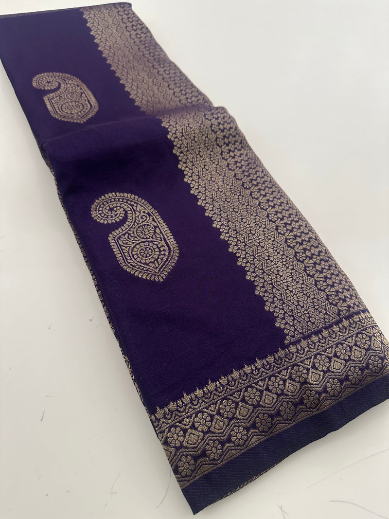 Banarsi Crape Fancy 🌹-AU6