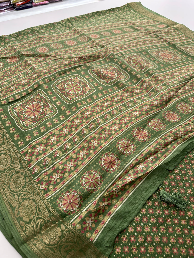 Crepe Chiffon small flower prints -AU3