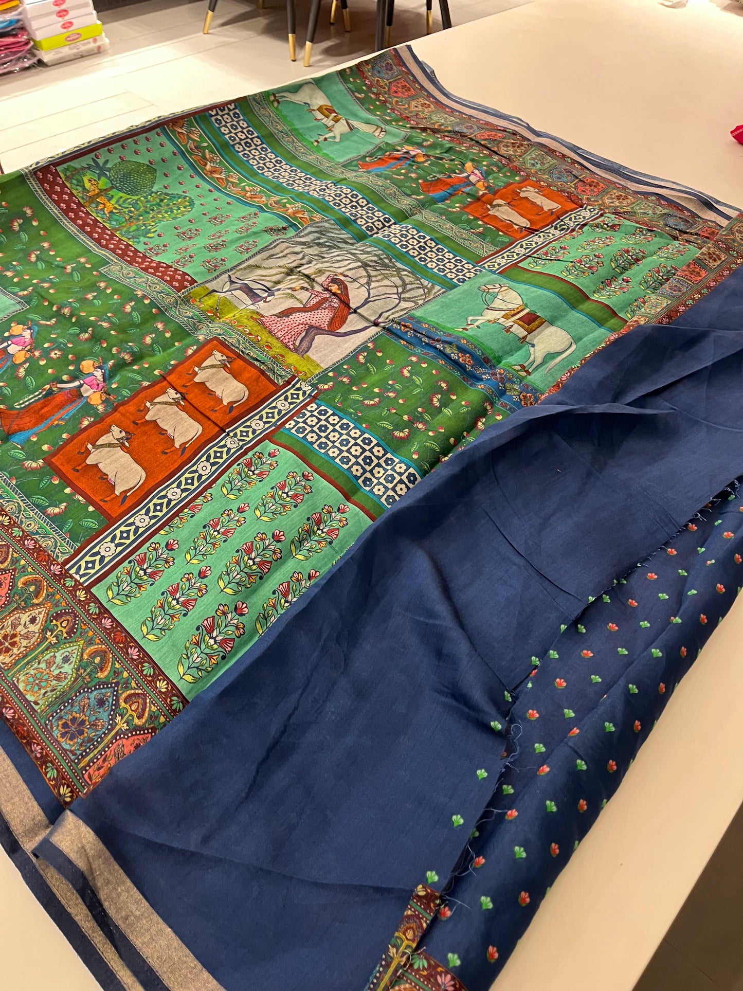 Muddal Silk