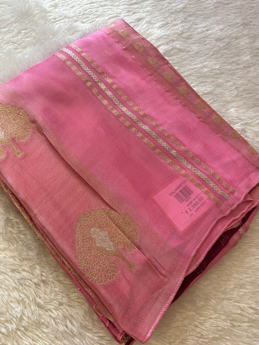 Fancy Chinnon Borderless