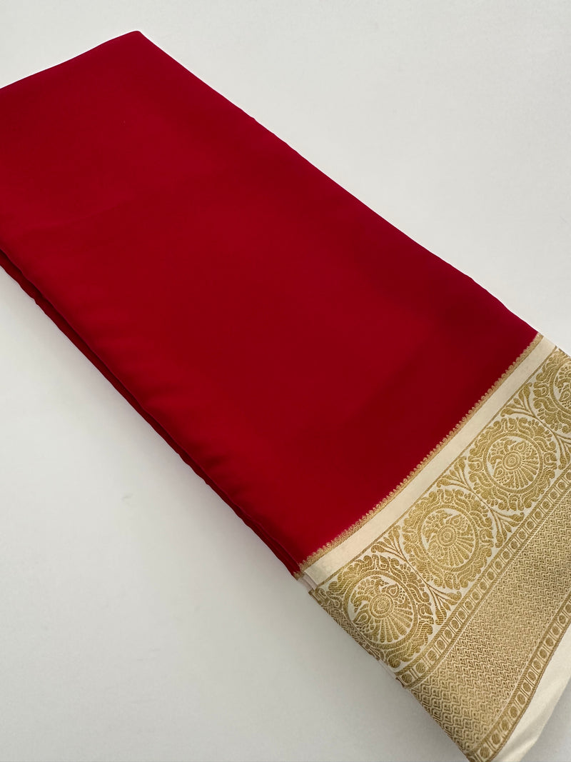 Red x White 120 GSM Mysore Crepe Silk Saree - AU8