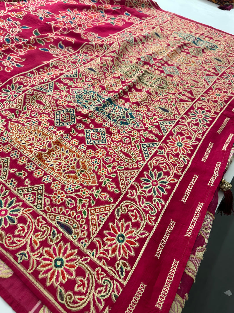 Soft Pashmina silk sarees with white weaving, all over design and self blouse with butti and border 🌹  -AU2