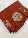 ButterSilk Tussar Sarees are back in stock🌹
Comes with aari work and scallop style borders and cutwork buttas🌹-JU18