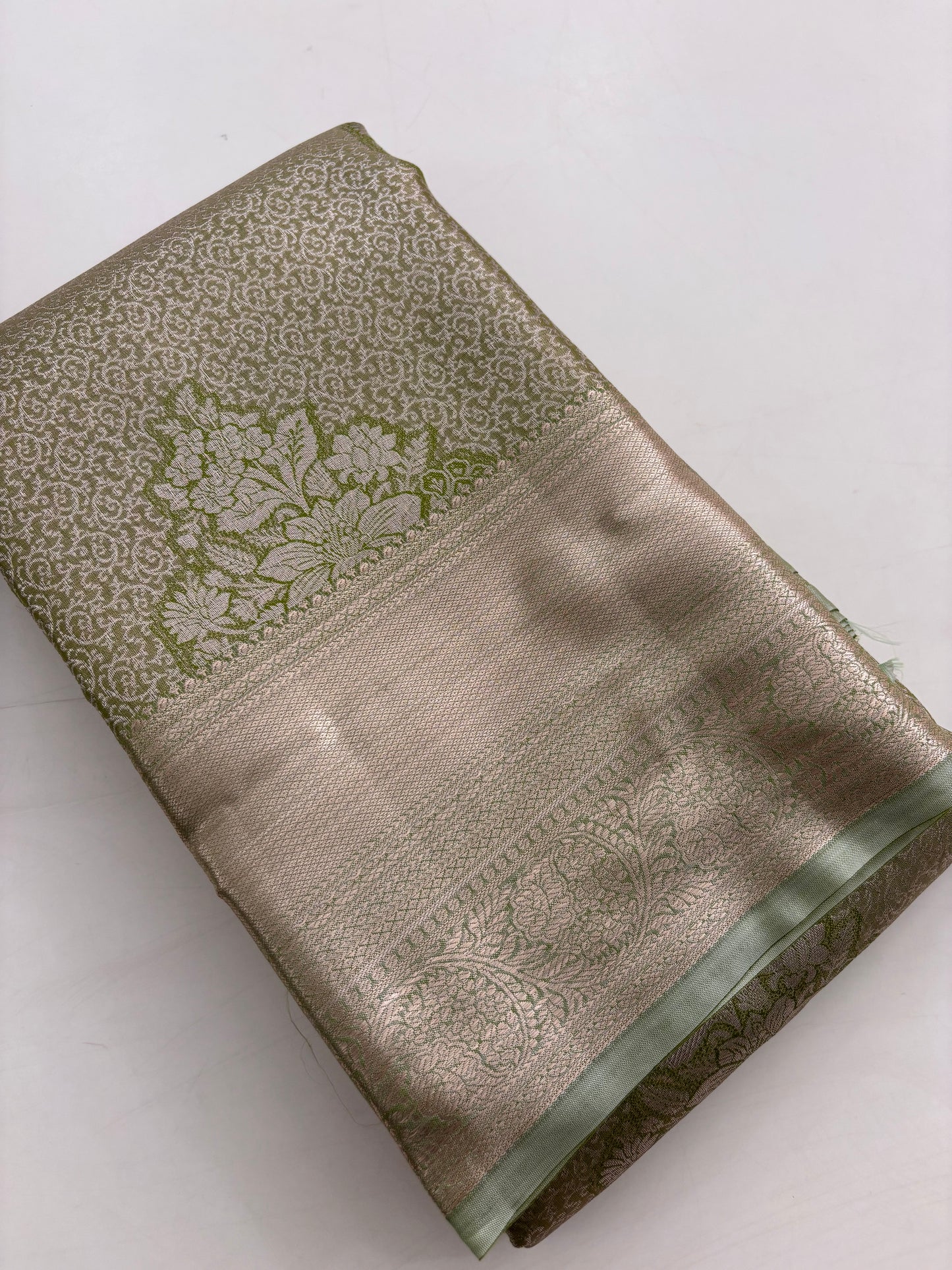 Tissue semi silk