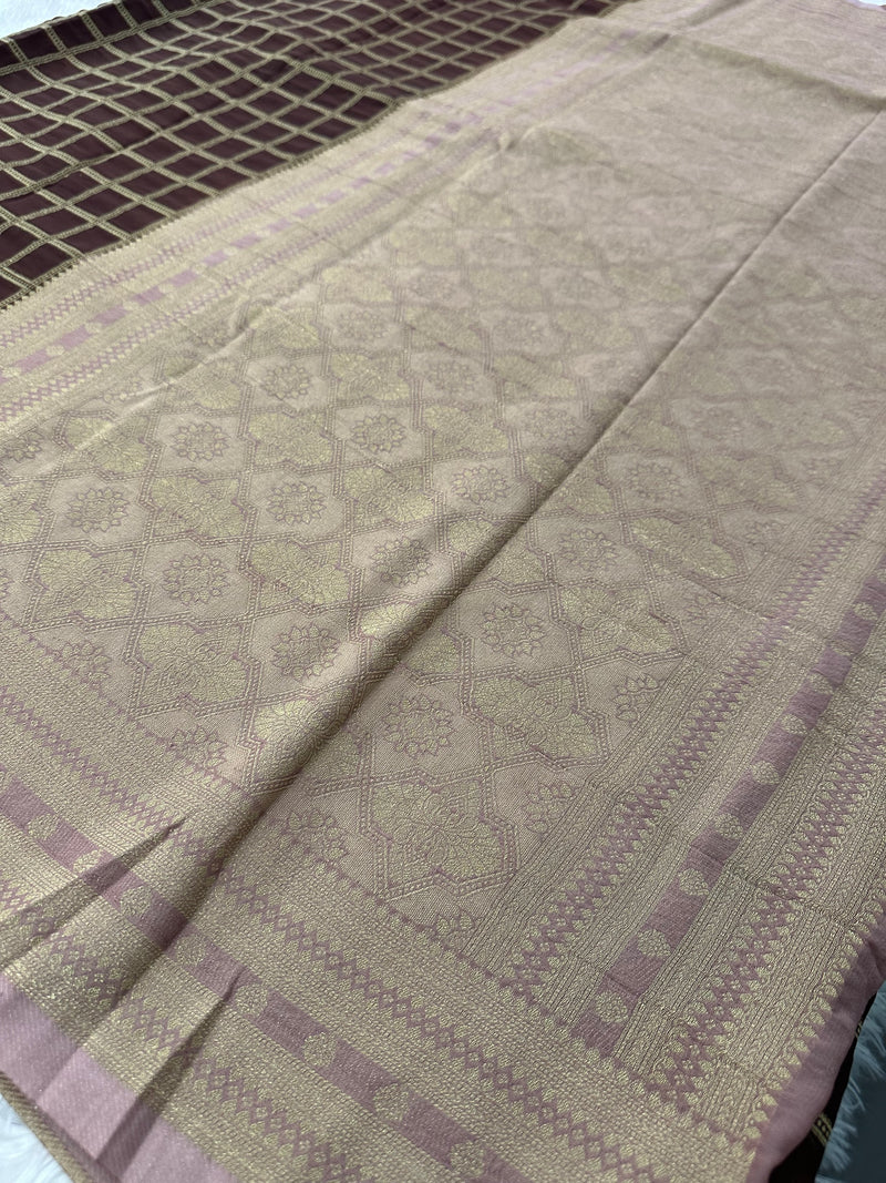 Premium Georgette Sarees In Checks Zari and Small Border with Contrast Blouse Piece 🌹-JU18