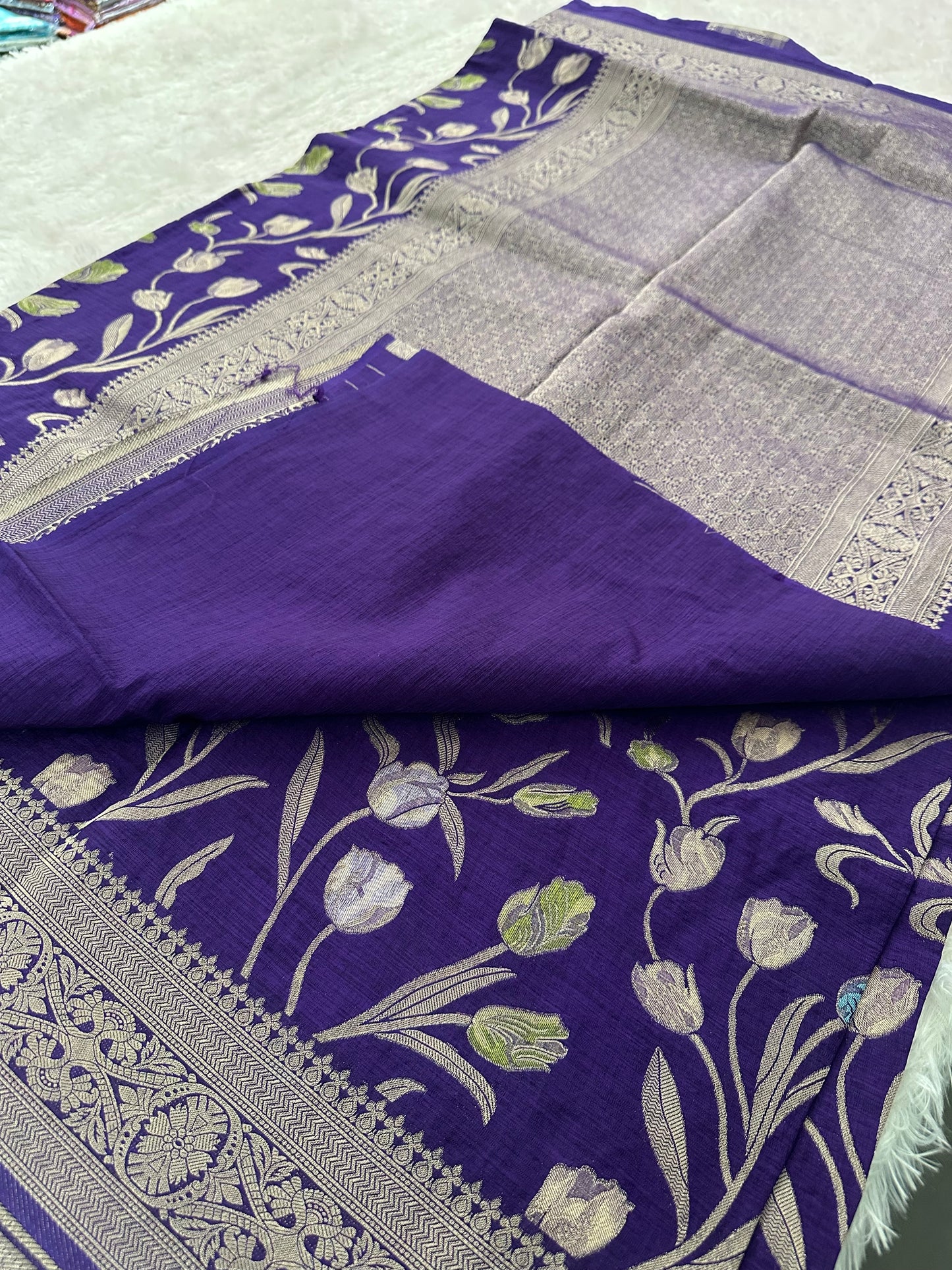 Tulips Linen Premium Saree-M13