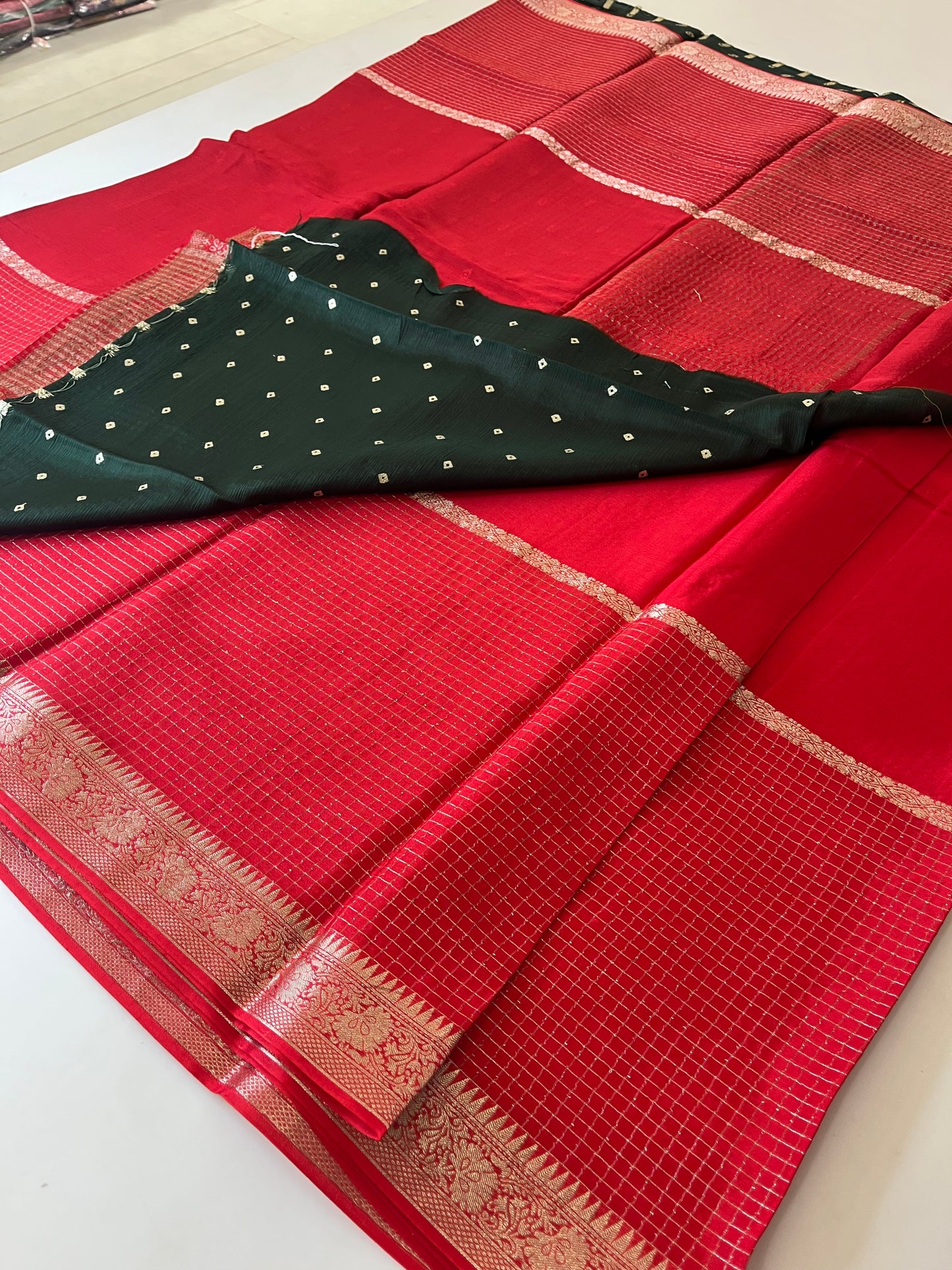 Banarasi Crape Checks