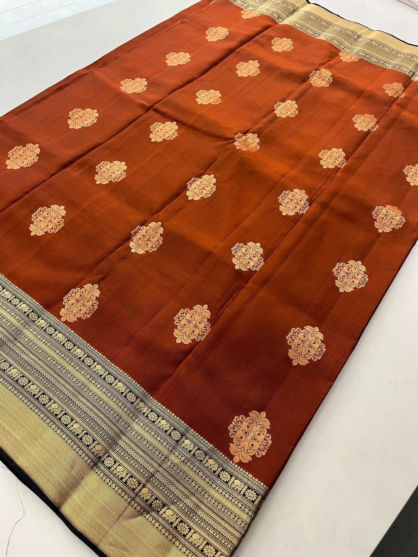 Ju4pure Mix silk saree