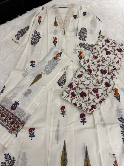White Floral Anarkali Kurti With Plaazo