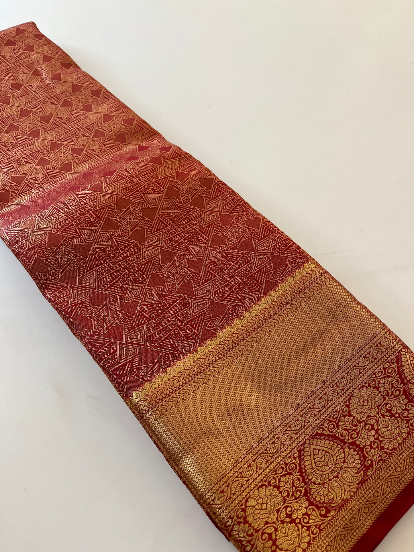 Kanchi semi silk brocade