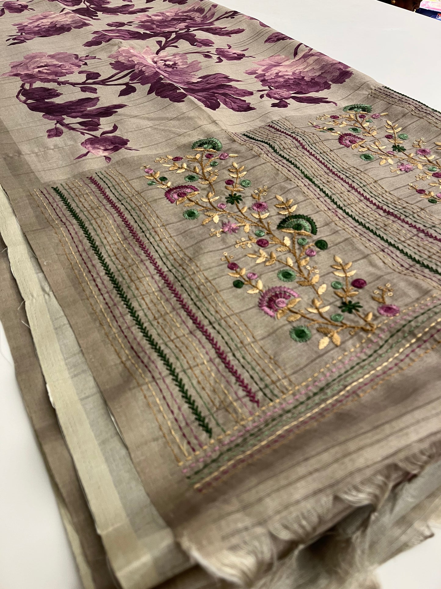 Linen Embroidery Fancy