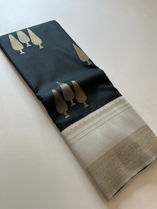 Valkalam Silk