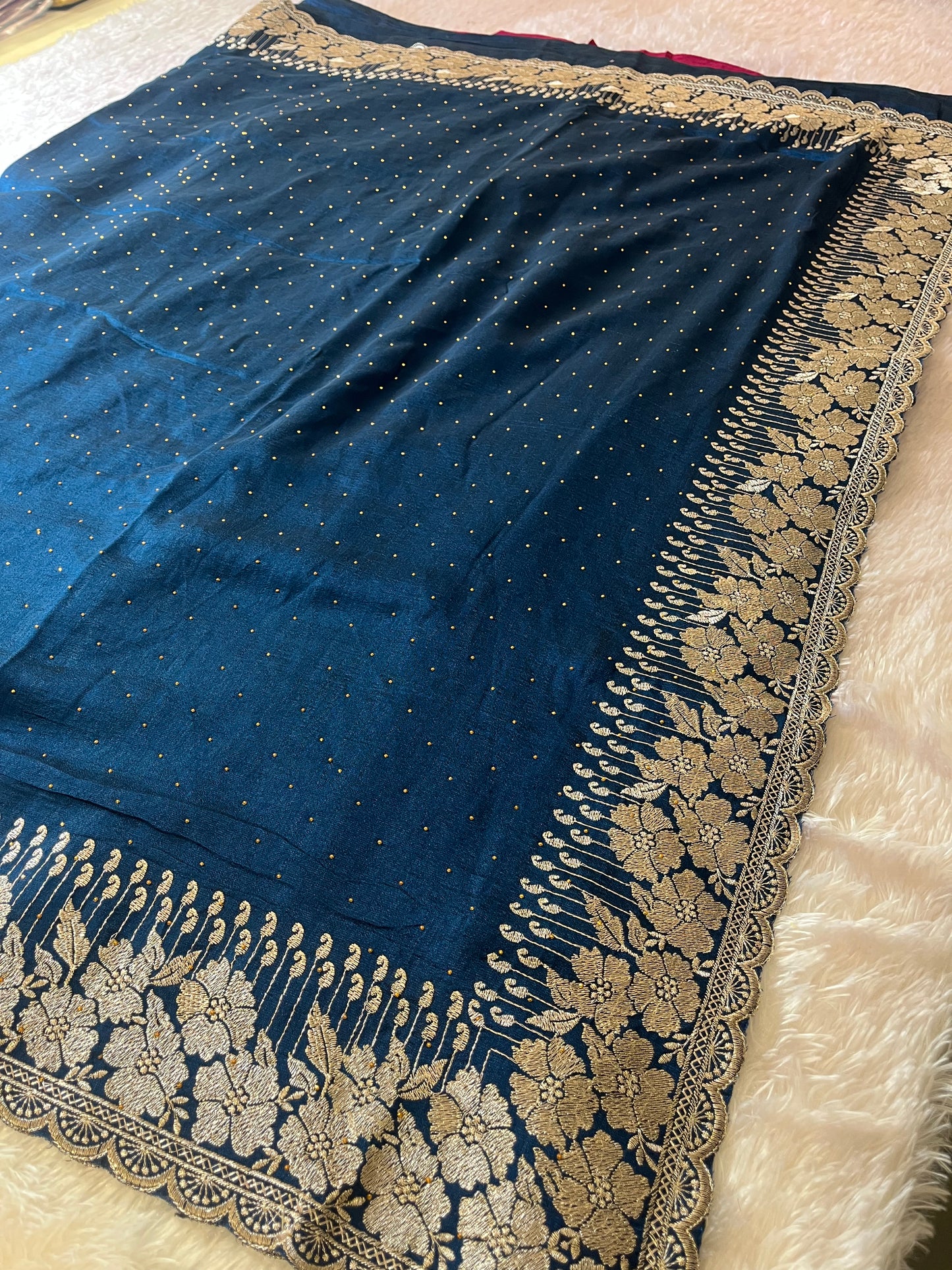 Scallop borde Fancy saree