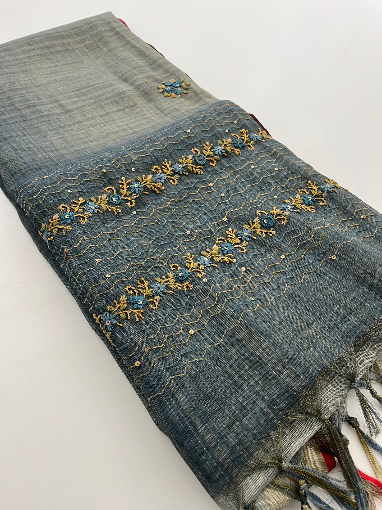 Linen Embroidery Fancy