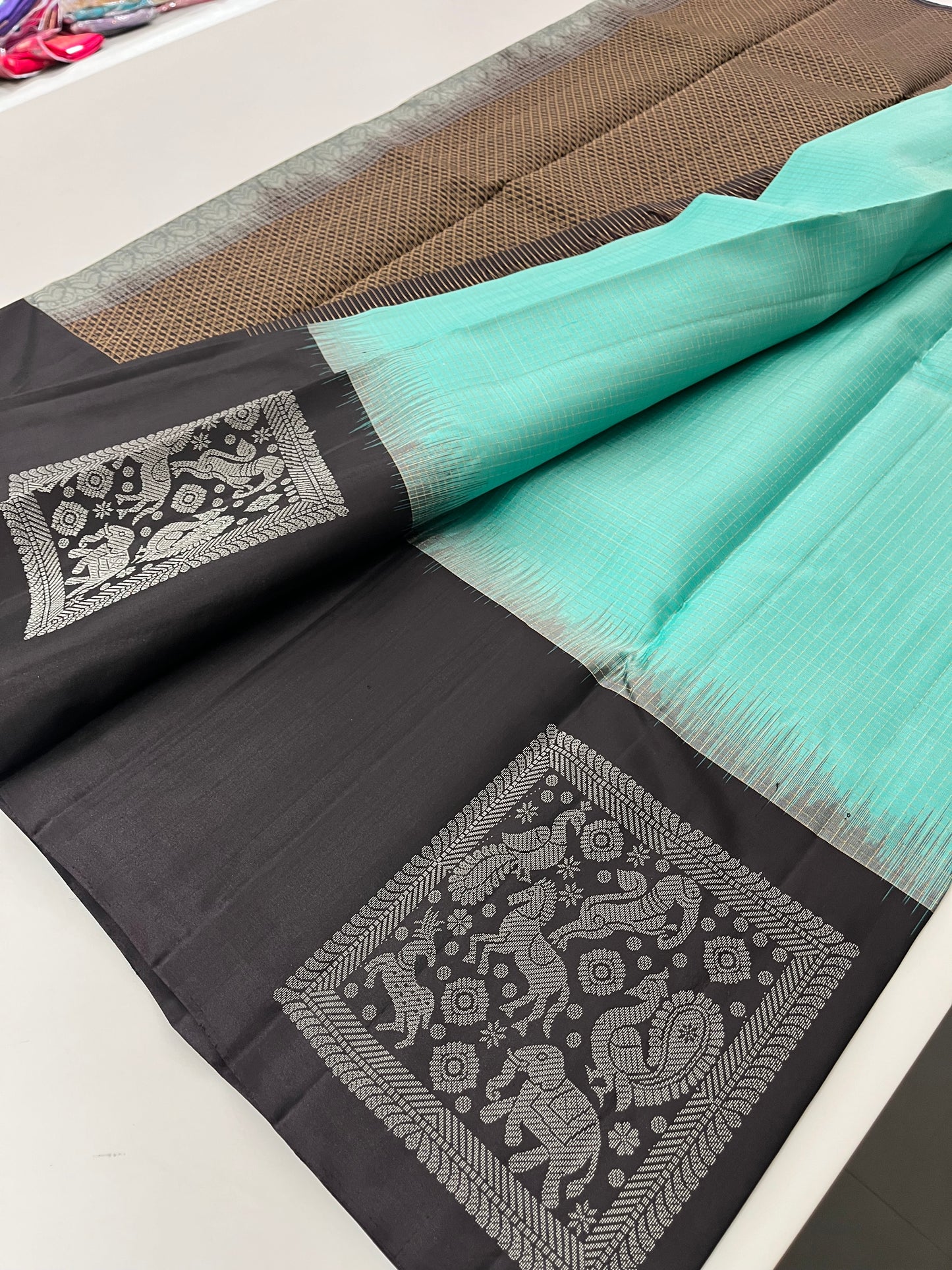 Pure Kanchipuram silk saree with silk mark certified