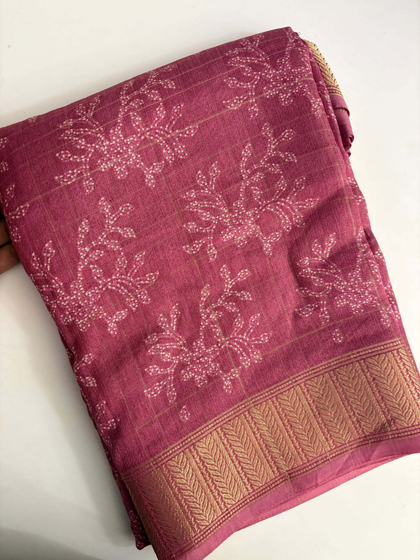 Floral embossed Chiffon Sarees-M104
