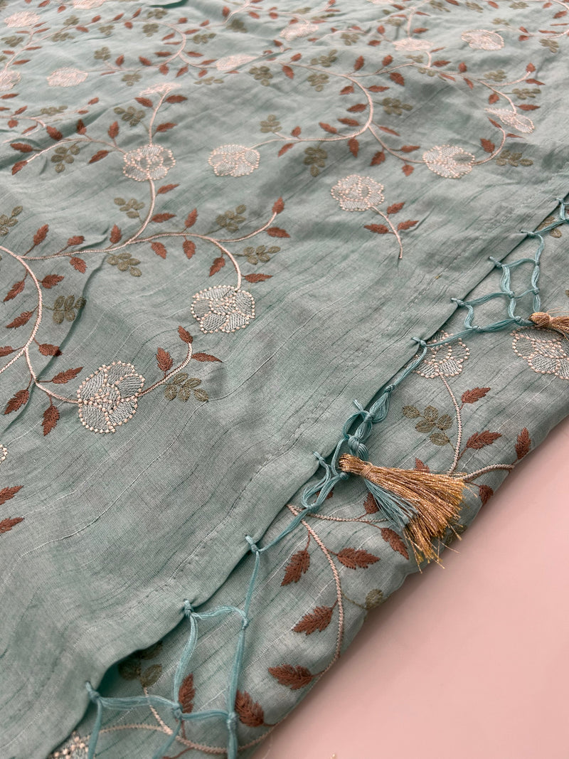 🌹Tussar Silk Sarees in Full Embroidery Work With Self Pattern Blouse 🌹
JU23