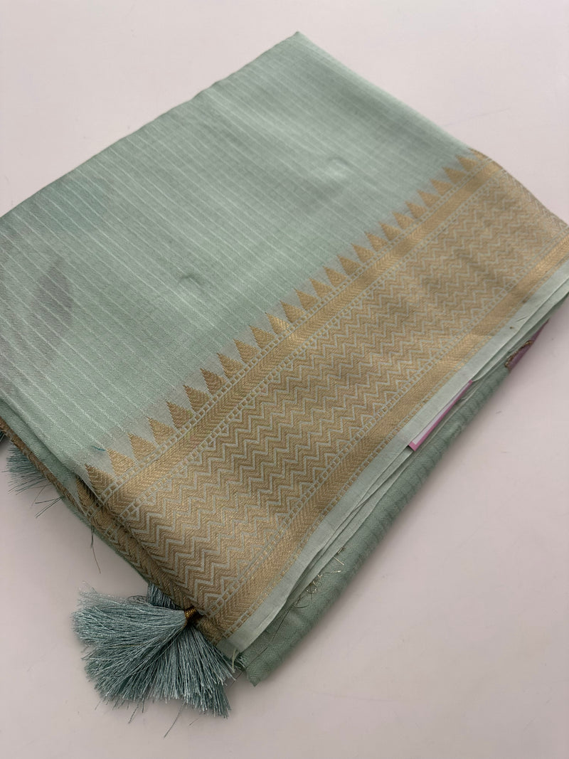 Pista Green Viscose Crepe Floral Designer Saree AU26