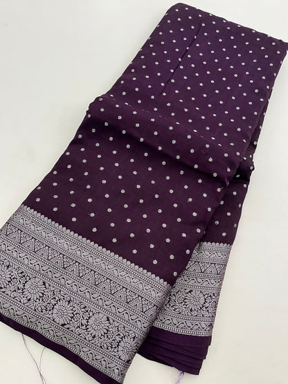 Ju9 Banarasi Crepe Silver