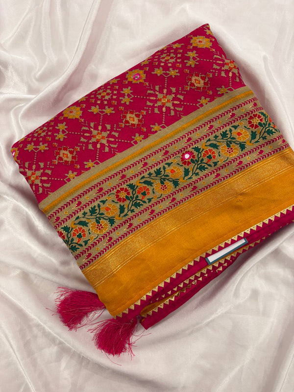 Pink Royal Patola Saree AU5