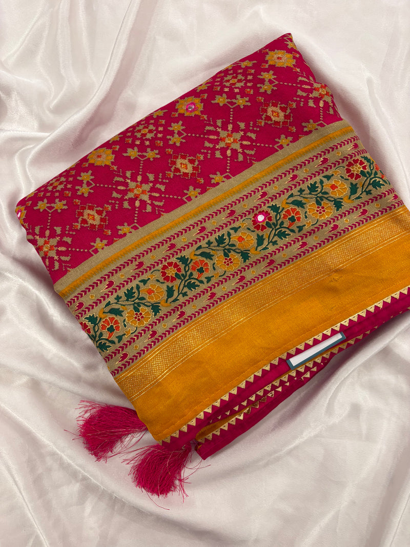 Pink Royal Patola Saree AU5