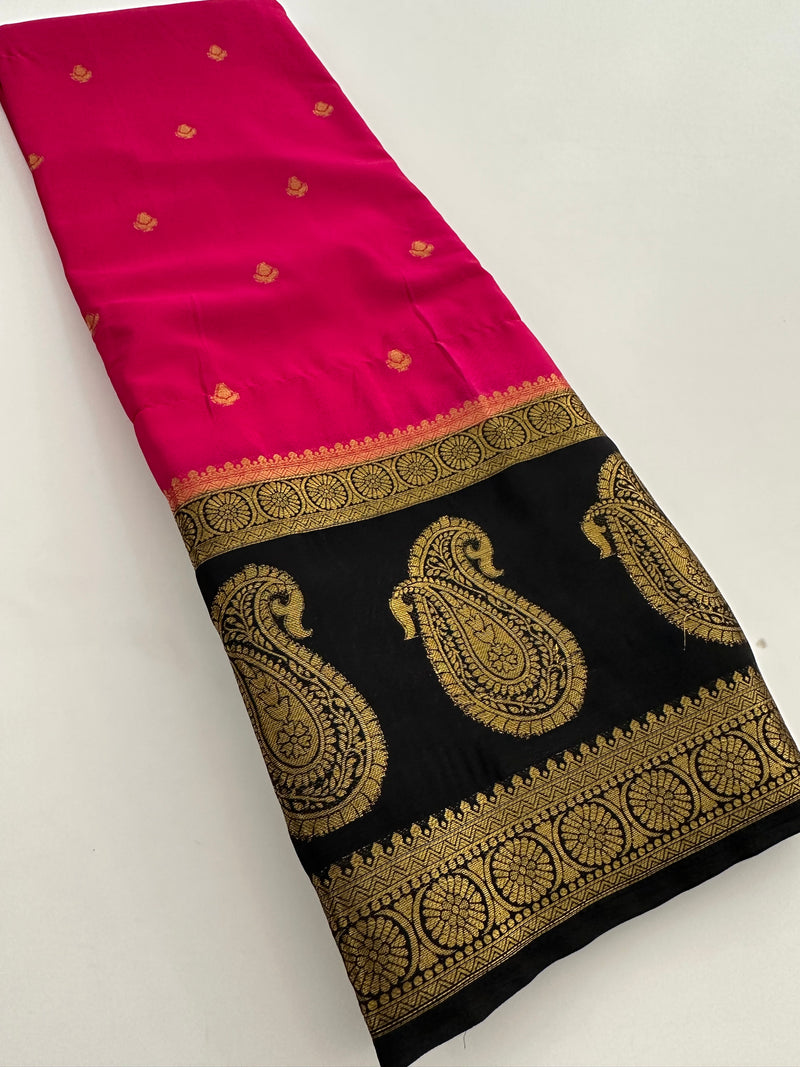 Vintage Semi Crepe Silk Saree with contrast butti blouse and mango border-Au15