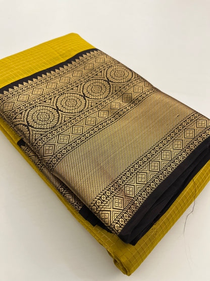 Pure Kanchipuram silk saree with silk mark certified