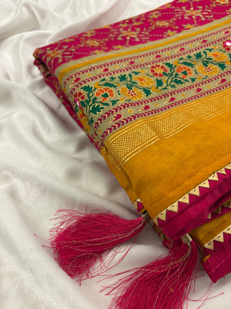Pink Royal Patola Saree AU5