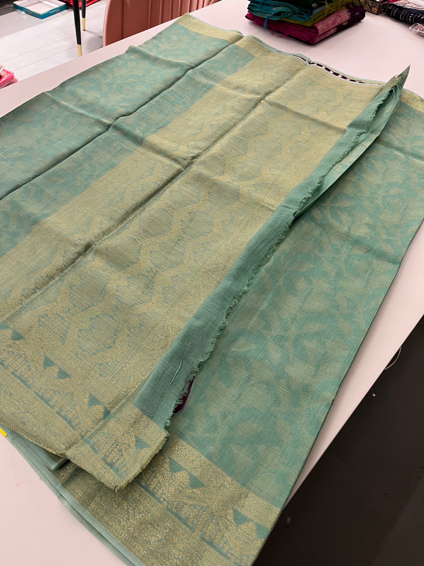 279 BANARSI BROCADE FANCY