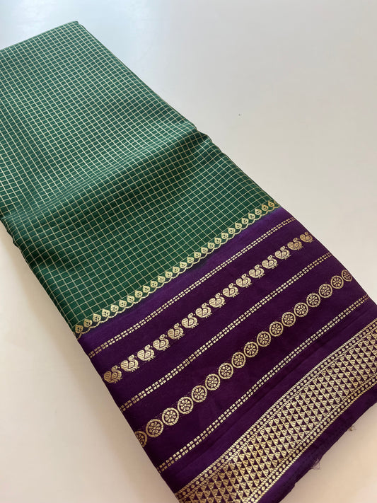 Crape Banarasi Checks Contrast