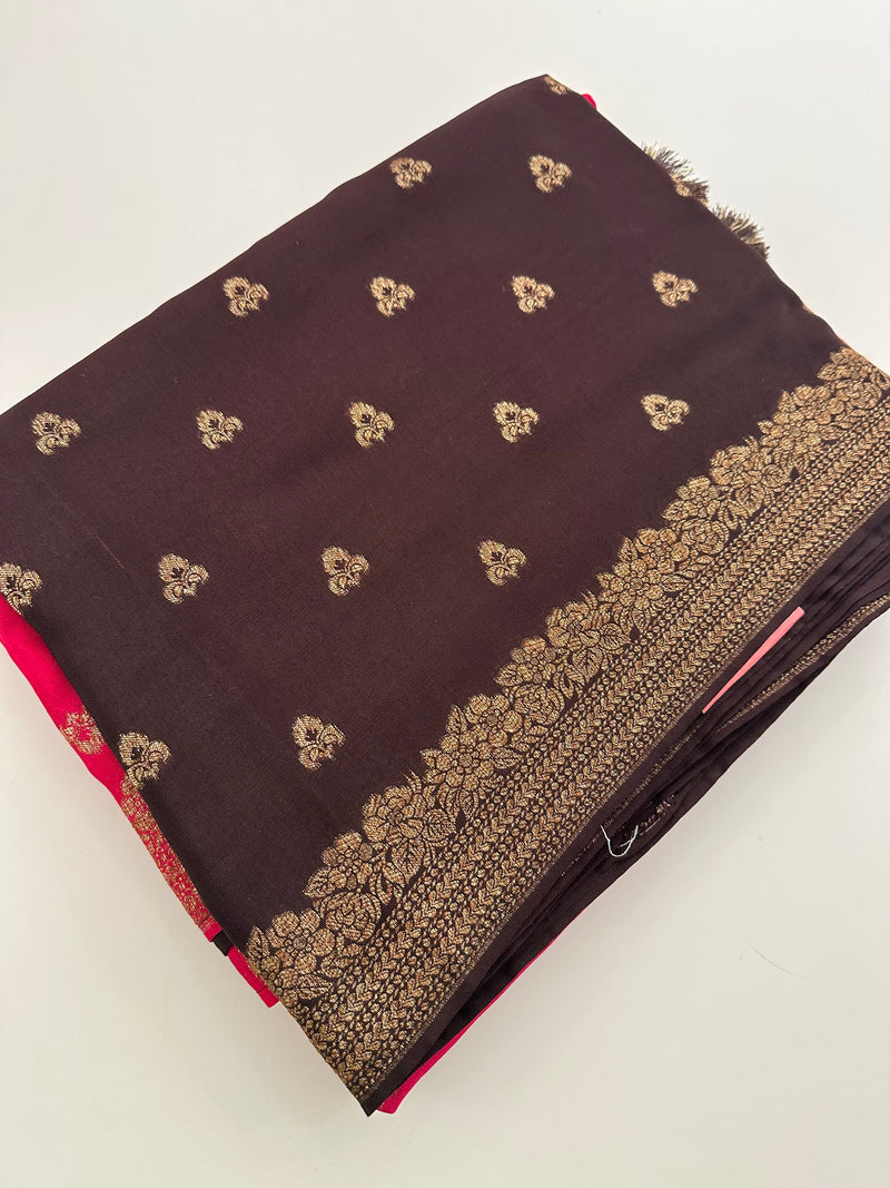 Dyed Crape Saree weaving, Butta, and weaving border🌹-AU2