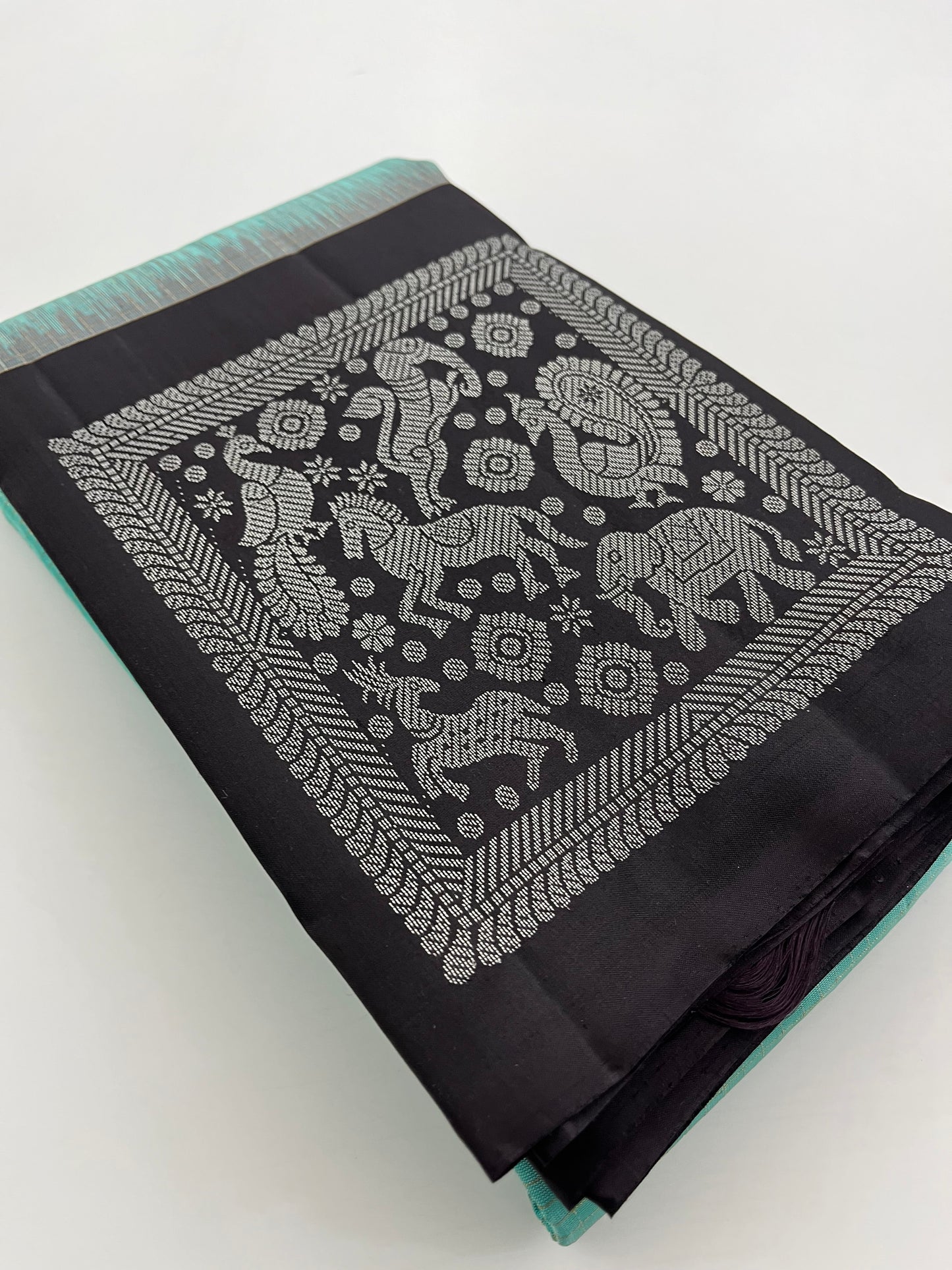 Pure Kanchipuram silk saree with silk mark certified