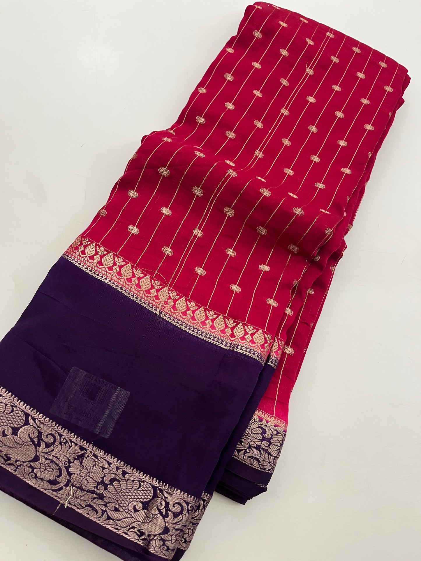 M28 Dola Crepe Fancy
