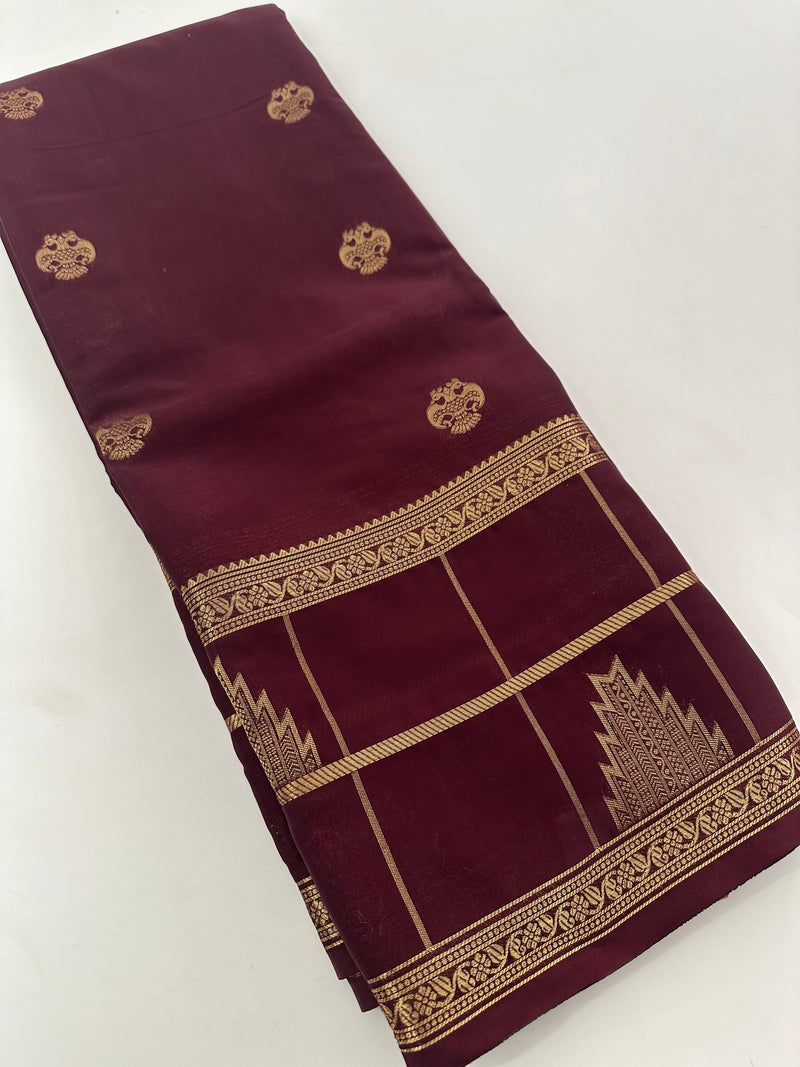Crape Vintage Saree Wine Shade(PreBooking Only) 7-10 Days Shipment.