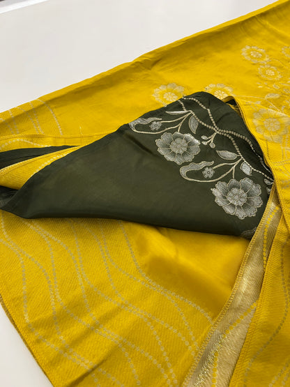 Chinnon Silk Premium Lily Green x Red-1121