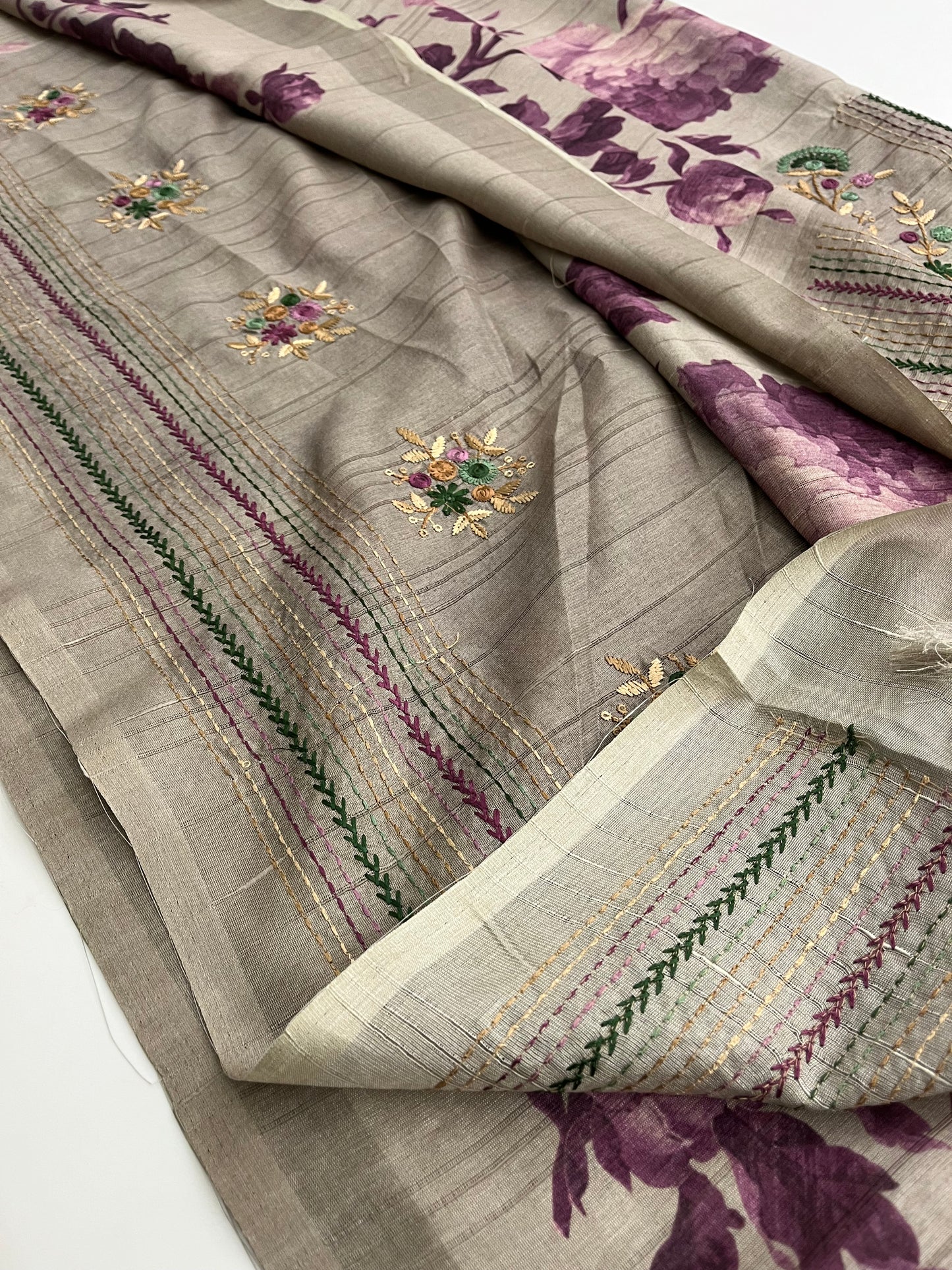 Linen Embroidery Fancy