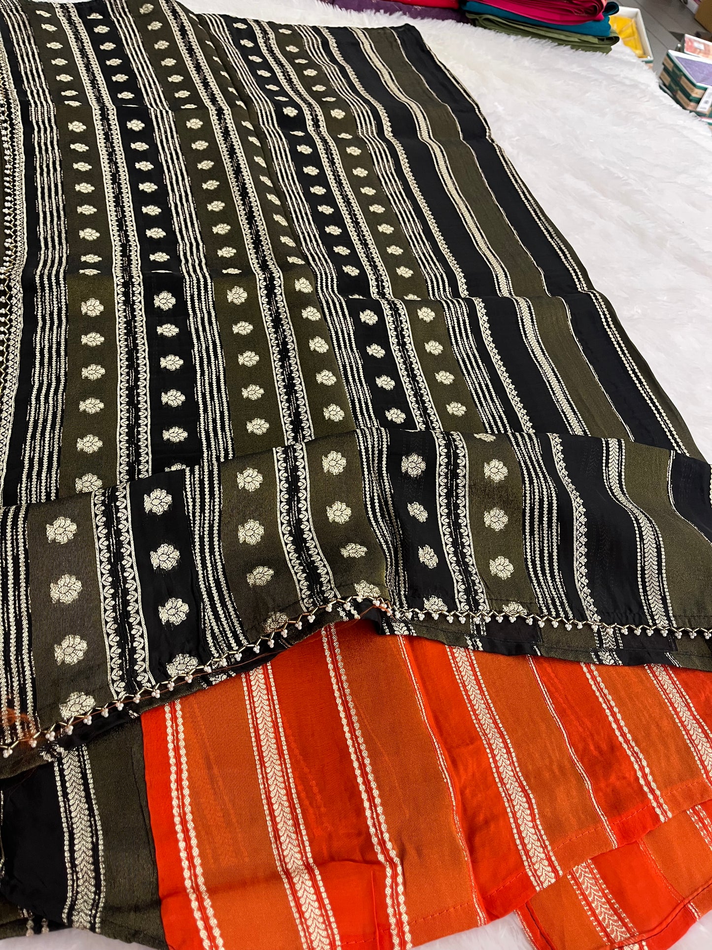 Cut Dana Designer Chinnon Fancy- F16