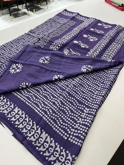 1811 Semi Crepe Saree