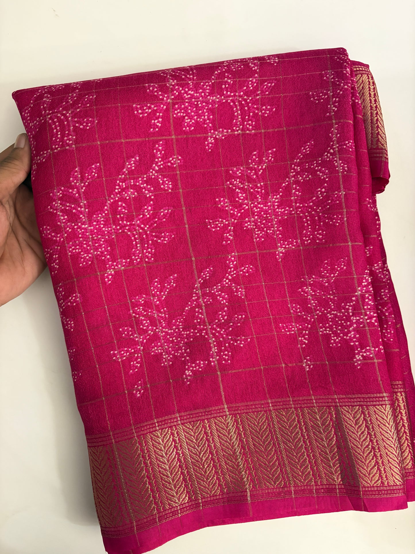 Floral embossed Chiffon Sarees-M104