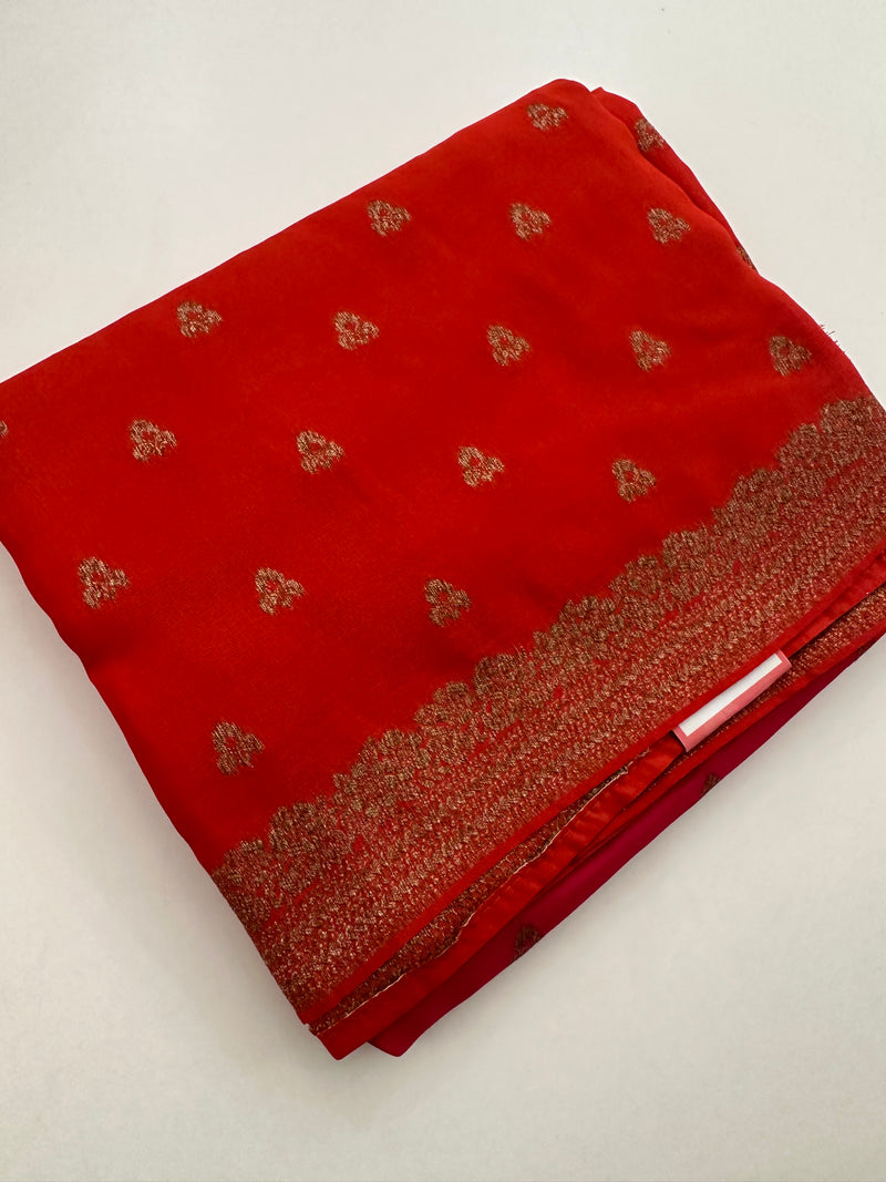 Dyed Crape Saree weaving, Butta, and weaving border🌹-AU2