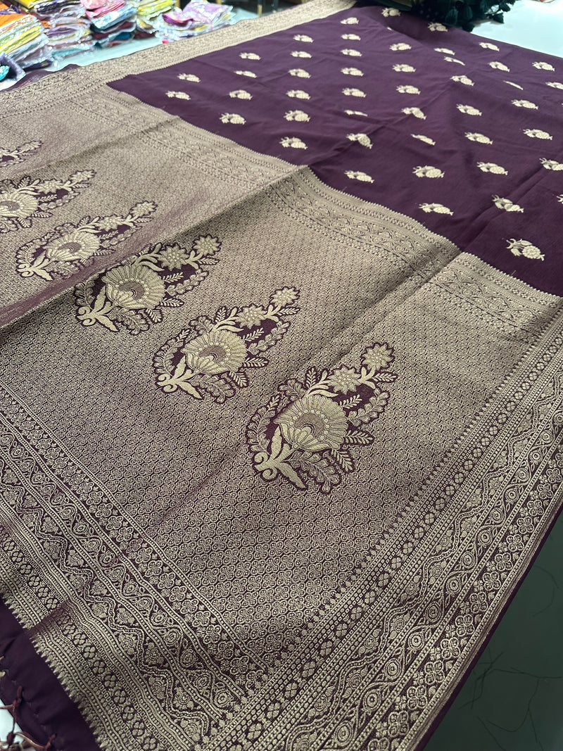 Venkatagiri fancy soft Linen Cotton sarees with self blouse and fancy Border and Butties all over🌹 - AU12