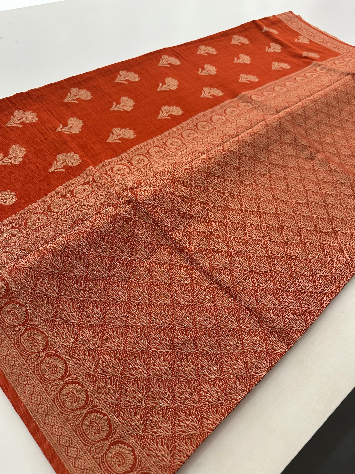 Linen Fancy Heritage-J6