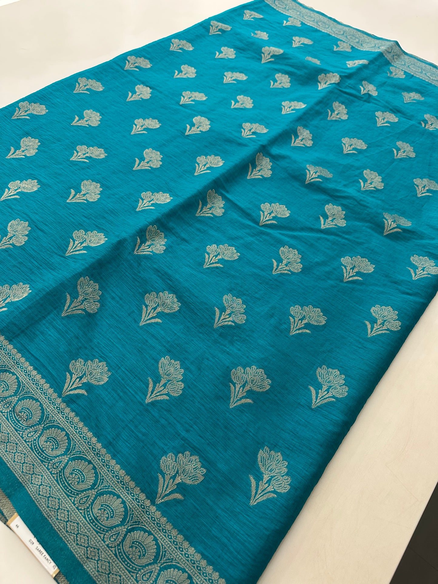 Linen Fancy Heritage-J6