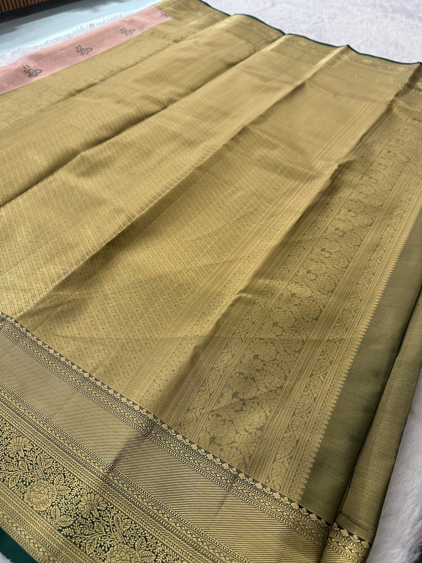 Kanchi Tissue Semi Silk-M16