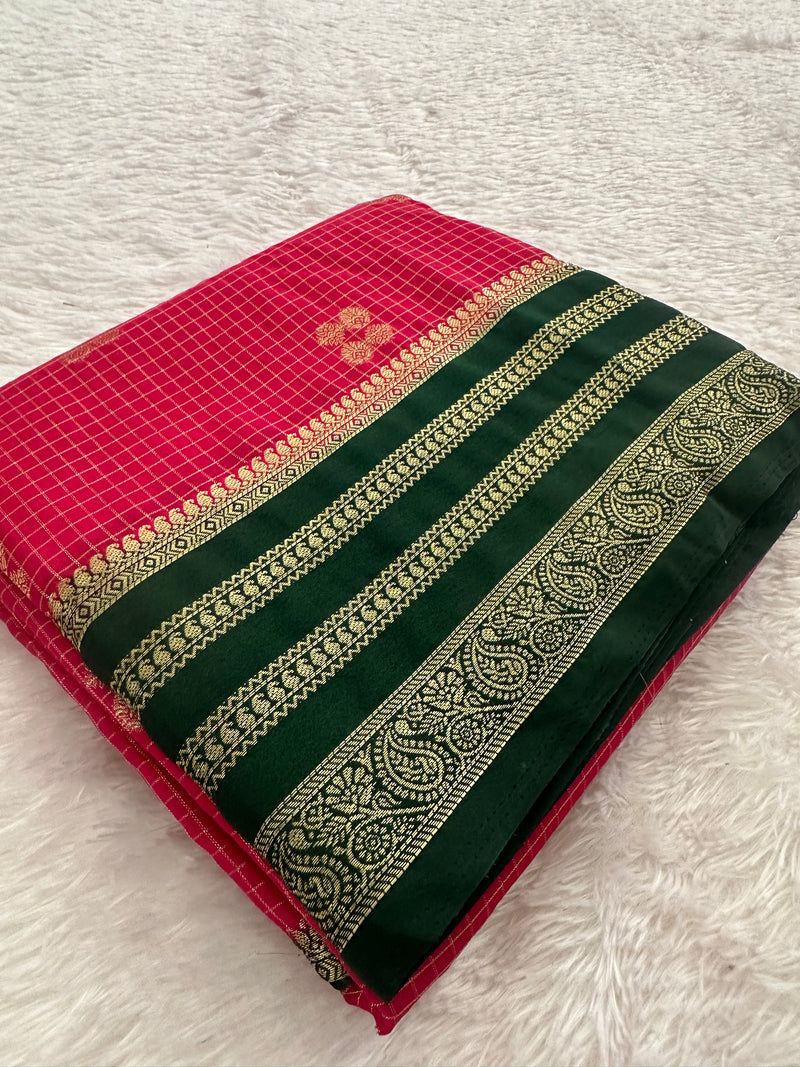 Semi Crepe Checks Saree - Pink x Green AU25
