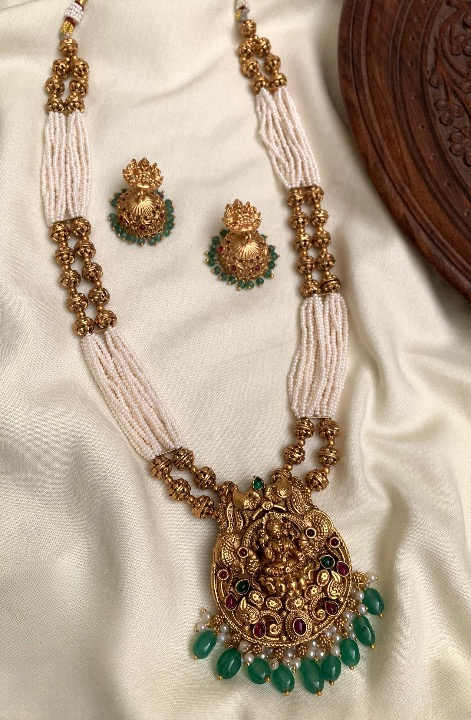 ❤️Beautiful beats haram jewellery❤️