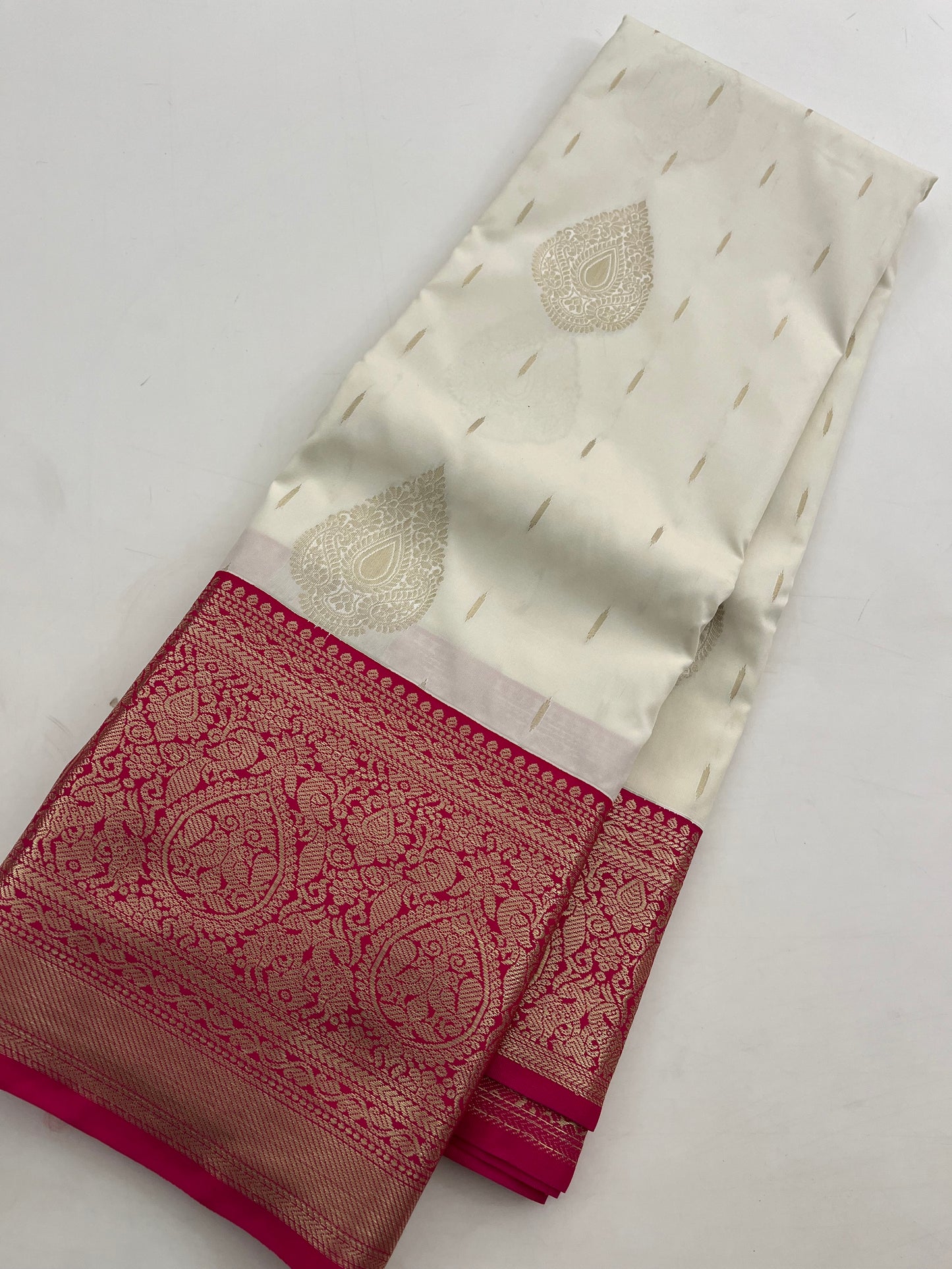 Ju9 Semi Silk