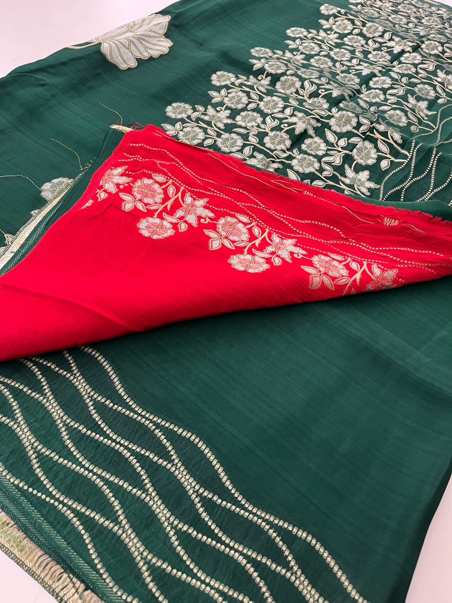 Chinnon Silk Premium Lily Green x Red-1121