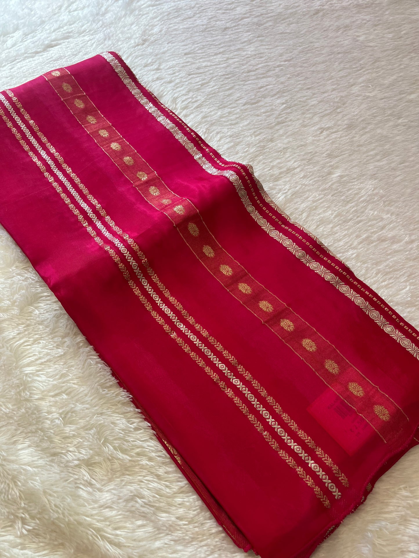 Fancy Chinnon Borderless